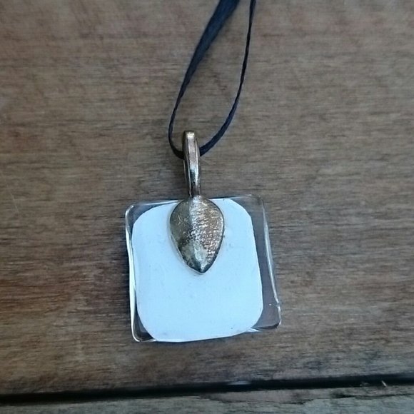 Hand Crafted Pug Glass Tile Pendant Dog Lover Necklace Fur baby Gift - Picture 2 of 2